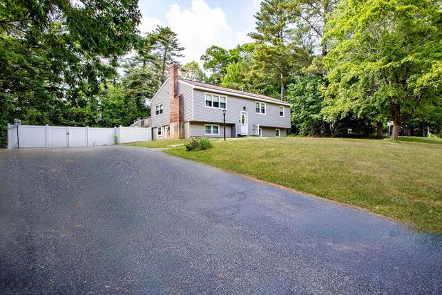 37 Forest Trail, East Bridgewater, MA 02333