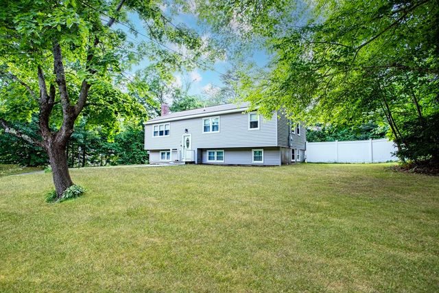 37 Forest Trail, East Bridgewater, MA 02333
