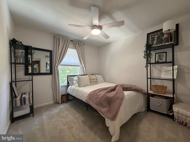 434 PLEASANT VALLEY DR, Conshohocken, PA 19428