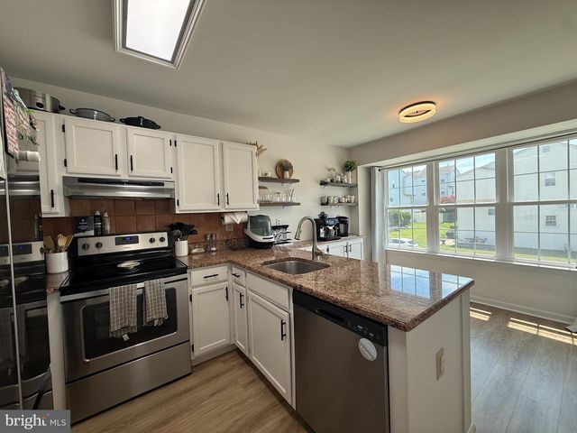 434 PLEASANT VALLEY DR, Conshohocken, PA 19428