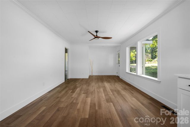 445 Oakwood Avenue, Mooresville, NC 28115