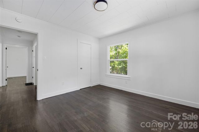 445 Oakwood Avenue, Mooresville, NC 28115