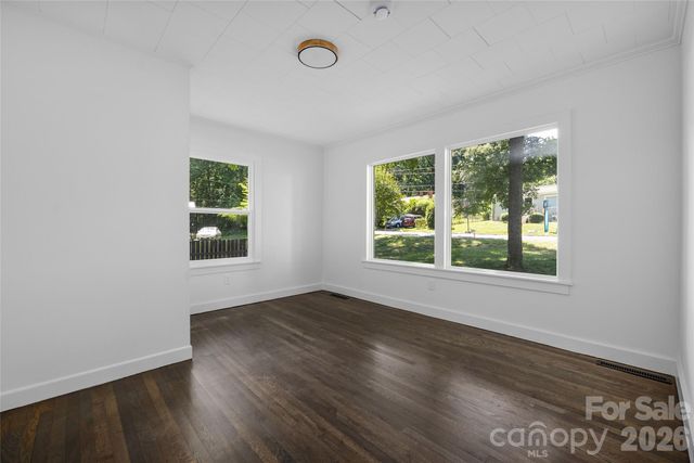 445 Oakwood Avenue, Mooresville, NC 28115