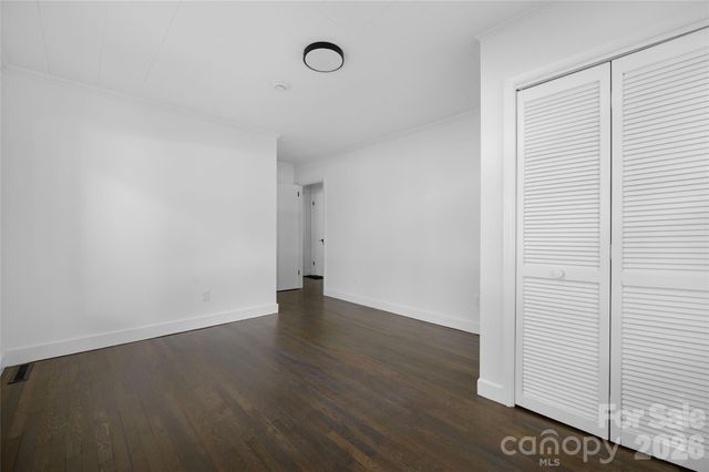 445 Oakwood Avenue, Mooresville, NC 28115