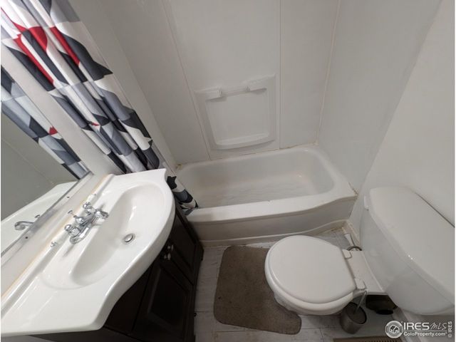 525 Jackson St, Sterling, CO 80751