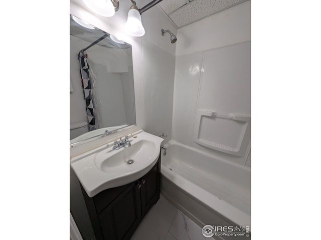 525 Jackson St, Sterling, CO 80751