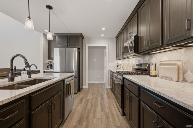 15296 Leo Creek Boulevard, Leo, IN 46765