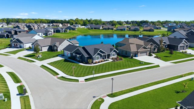 15296 Leo Creek Boulevard, Leo, IN 46765