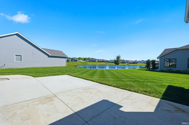 15296 Leo Creek Boulevard, Leo, IN 46765