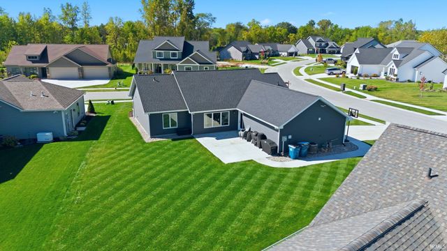 15296 Leo Creek Boulevard, Leo, IN 46765
