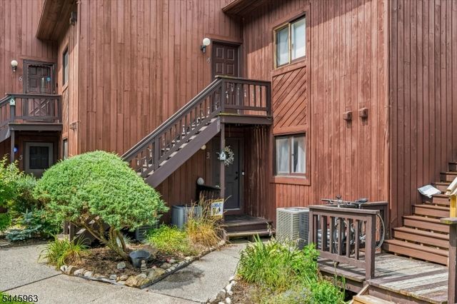 6 Sunrise Dr 3, Vernon Twp., NJ 07462
