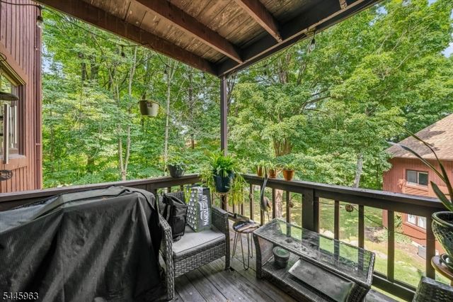 6 Sunrise Dr 3, Vernon Twp., NJ 07462