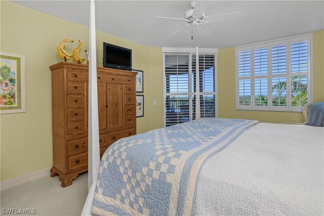 7225 Pelican Bay BLVD 402, Naples, FL 34108