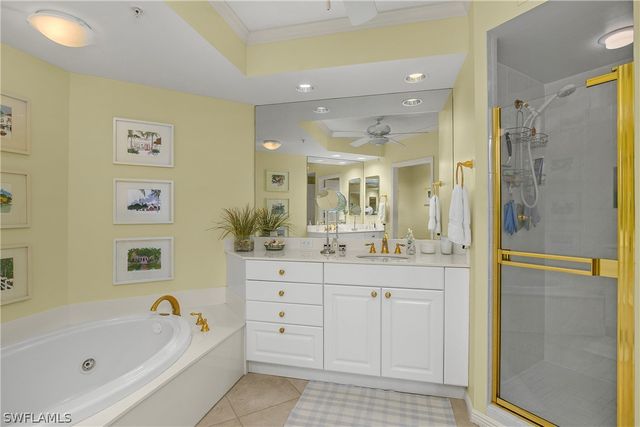 7225 Pelican Bay BLVD 402, Naples, FL 34108