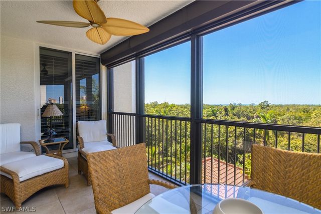 7225 Pelican Bay BLVD 402, Naples, FL 34108