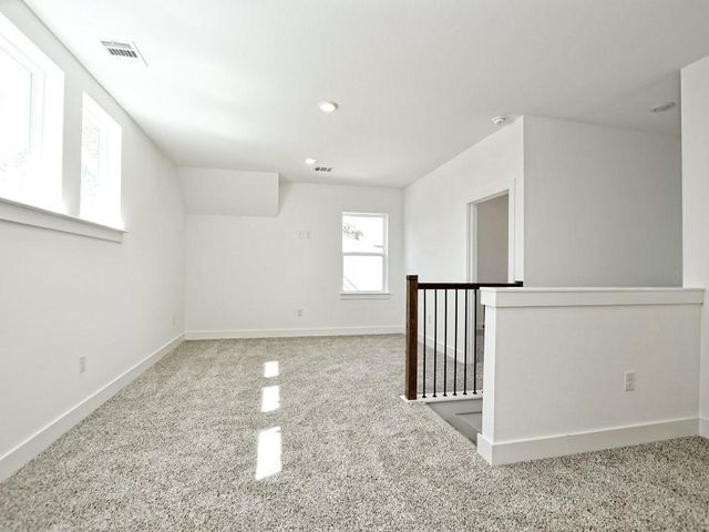 402 Zennia ST, Austin, TX 78751