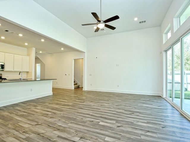 402 Zennia ST, Austin, TX 78751