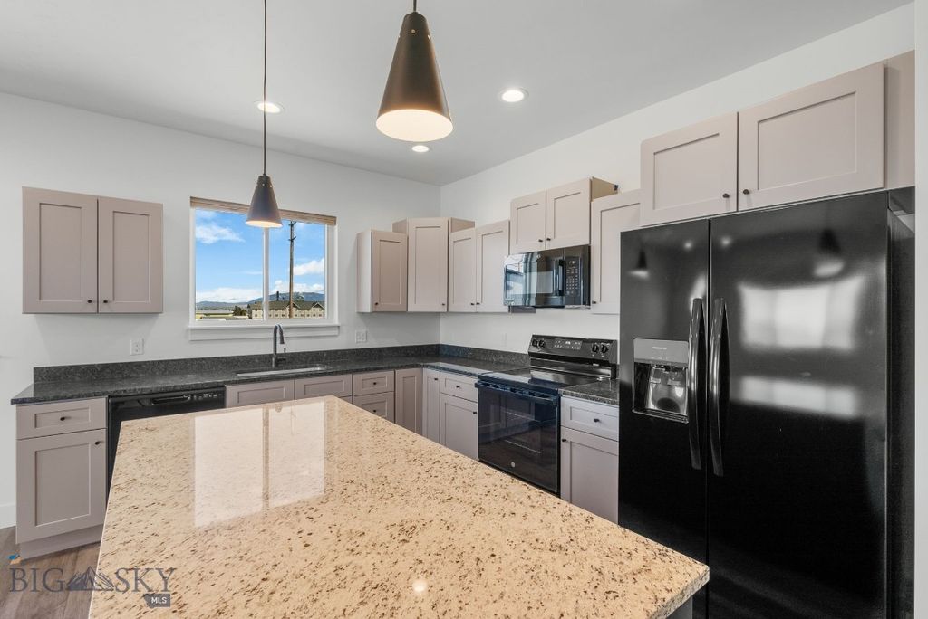 208 Fletching Way B, Belgrade, MT 59714 photo 9