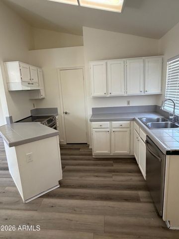 18204 N 19TH Street, Phoenix, AZ 85022