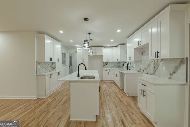 3552 Springrun Drive, Decatur, GA 30032
