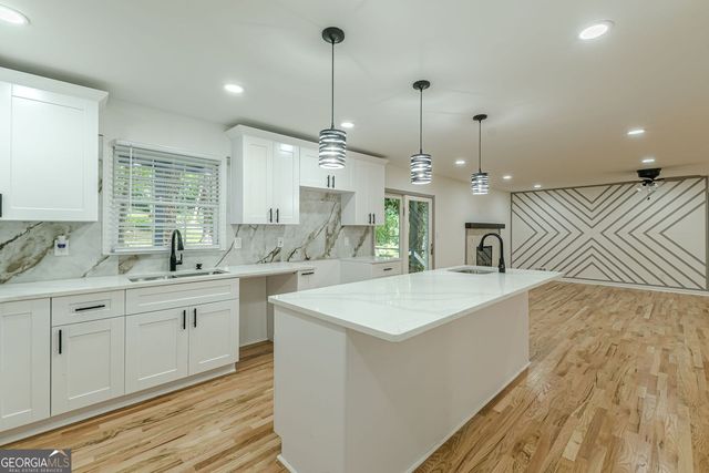 3552 Springrun Drive, Decatur, GA 30032