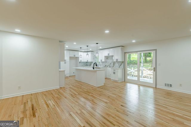 3552 Springrun Drive, Decatur, GA 30032
