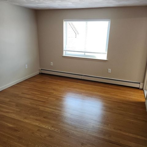 80 Charlesbank Way B, Waltham, MA 02453