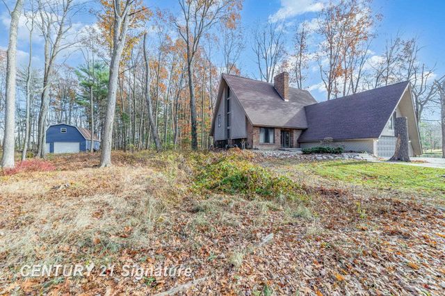 10363 Lakewood Drive, Swan Creek Twp, MI 48609