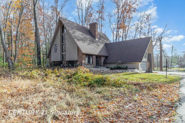 10363 Lakewood Drive, Swan Creek Twp, MI 48609