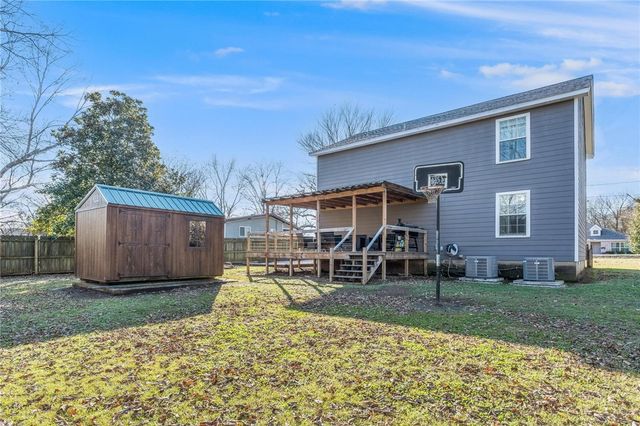 1544 S Duncan Avenue, Fayetteville, AR 72701
