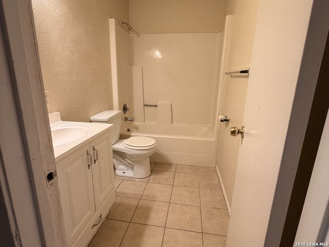 808 W Olmos, San Antonio, TX 78212