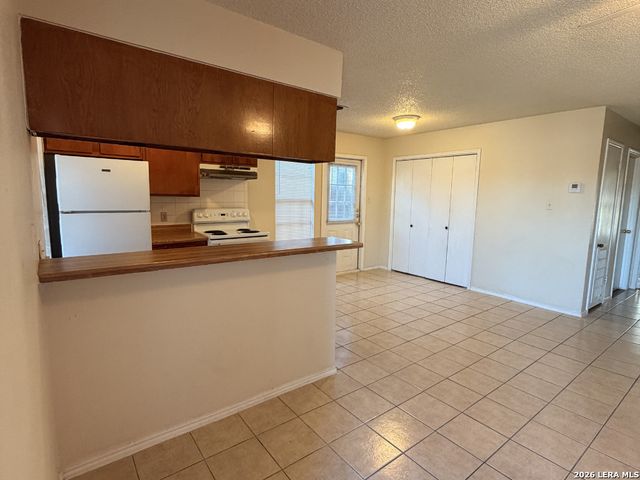808 W Olmos, San Antonio, TX 78212
