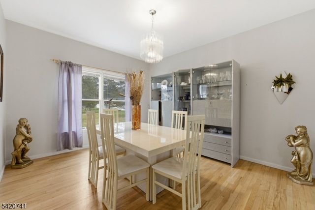 66 Gates Rd, Franklin Twp., NJ 08873