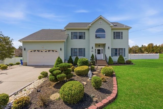 66 Gates Rd, Franklin Twp., NJ 08873