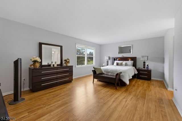 66 Gates Rd, Franklin Twp., NJ 08873