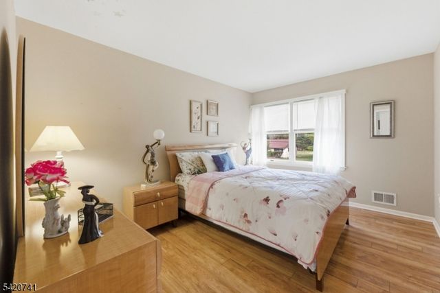 66 Gates Rd, Franklin Twp., NJ 08873