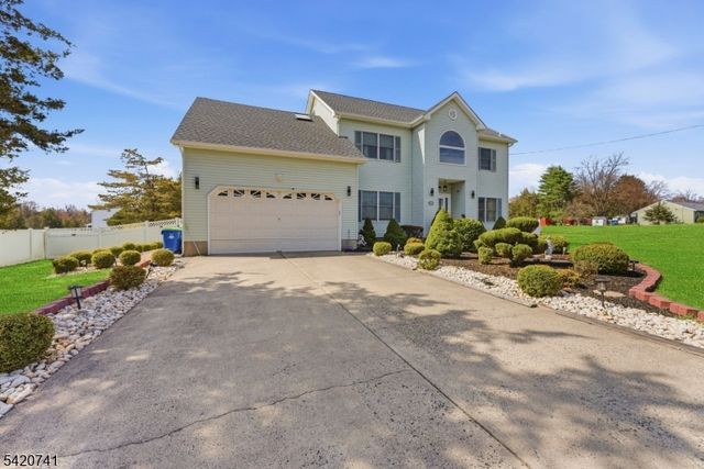 66 Gates Rd, Franklin Twp., NJ 08873