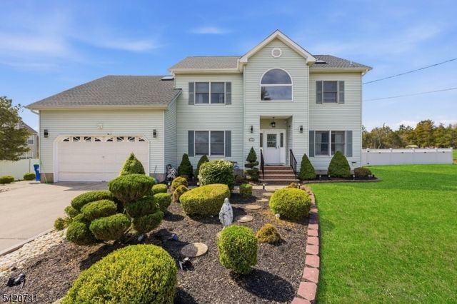 66 Gates Rd, Franklin Twp., NJ 08873