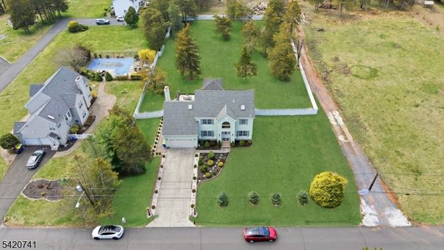 66 Gates Rd, Franklin Twp., NJ 08873