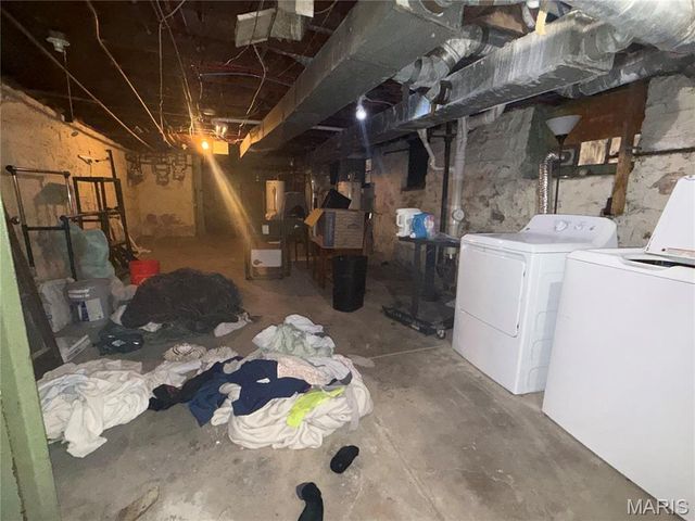 5516 S Grand Boulevard, St Louis, MO 63111