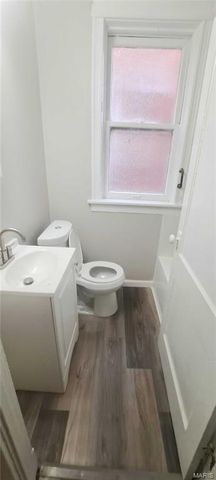 5516 S Grand Boulevard, St Louis, MO 63111