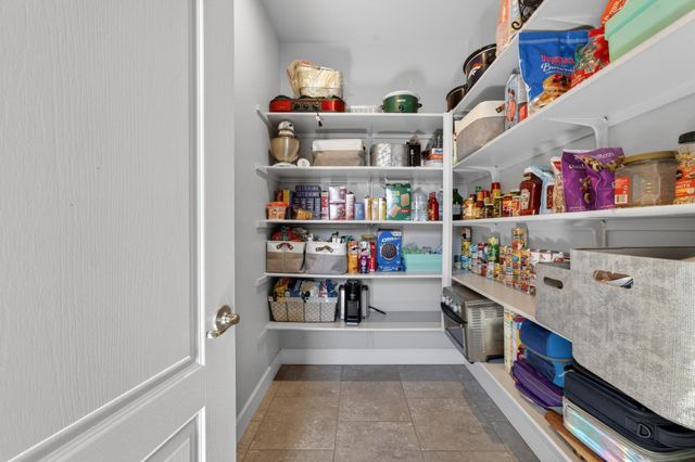 4340 Majestic Prince Way, Roseville, CA 95747
