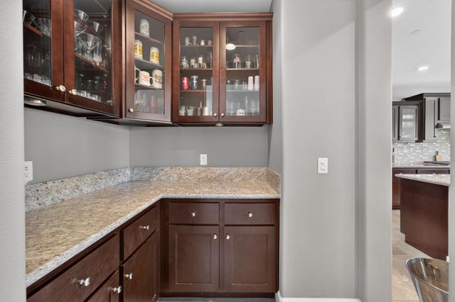 4340 Majestic Prince Way, Roseville, CA 95747