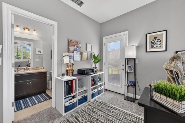 4340 Majestic Prince Way, Roseville, CA 95747