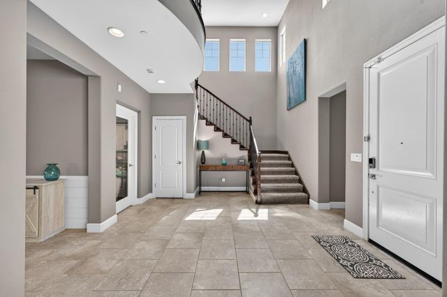 4340 Majestic Prince Way, Roseville, CA 95747