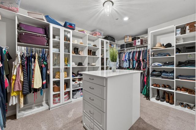 4340 Majestic Prince Way, Roseville, CA 95747