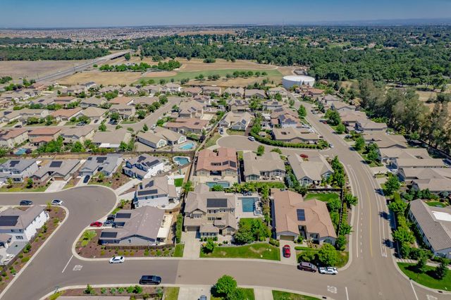 4340 Majestic Prince Way, Roseville, CA 95747