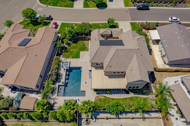 4340 Majestic Prince Way, Roseville, CA 95747