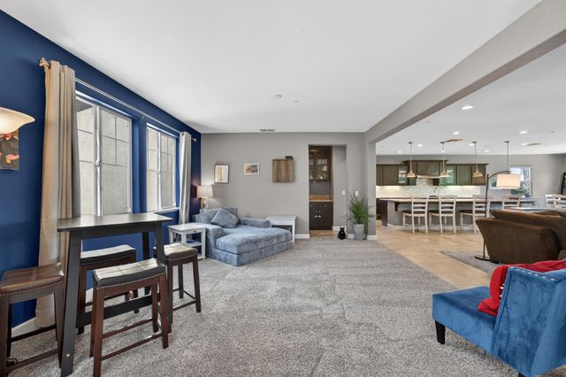 4340 Majestic Prince Way, Roseville, CA 95747