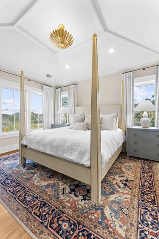 1064 N Shem Drive, Mount Pleasant, SC 29464